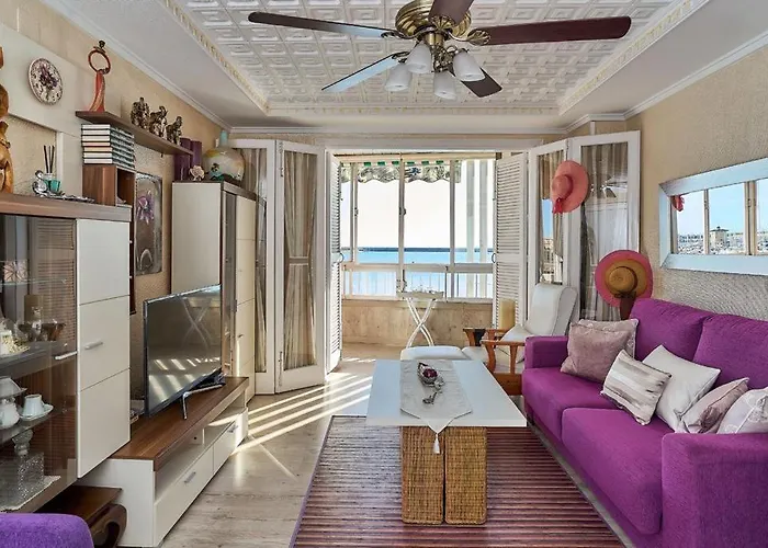 Mirando Al Mar * Torrevieja